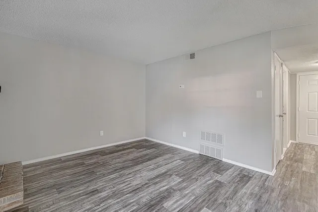 $1,395 | 836 Northwest Summercrest Boulevard, Unit A, Burleson, TX 76028