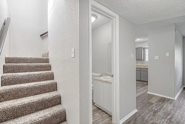 $1,395 | 836 Northwest Summercrest Boulevard, Unit A, Burleson, TX 76028