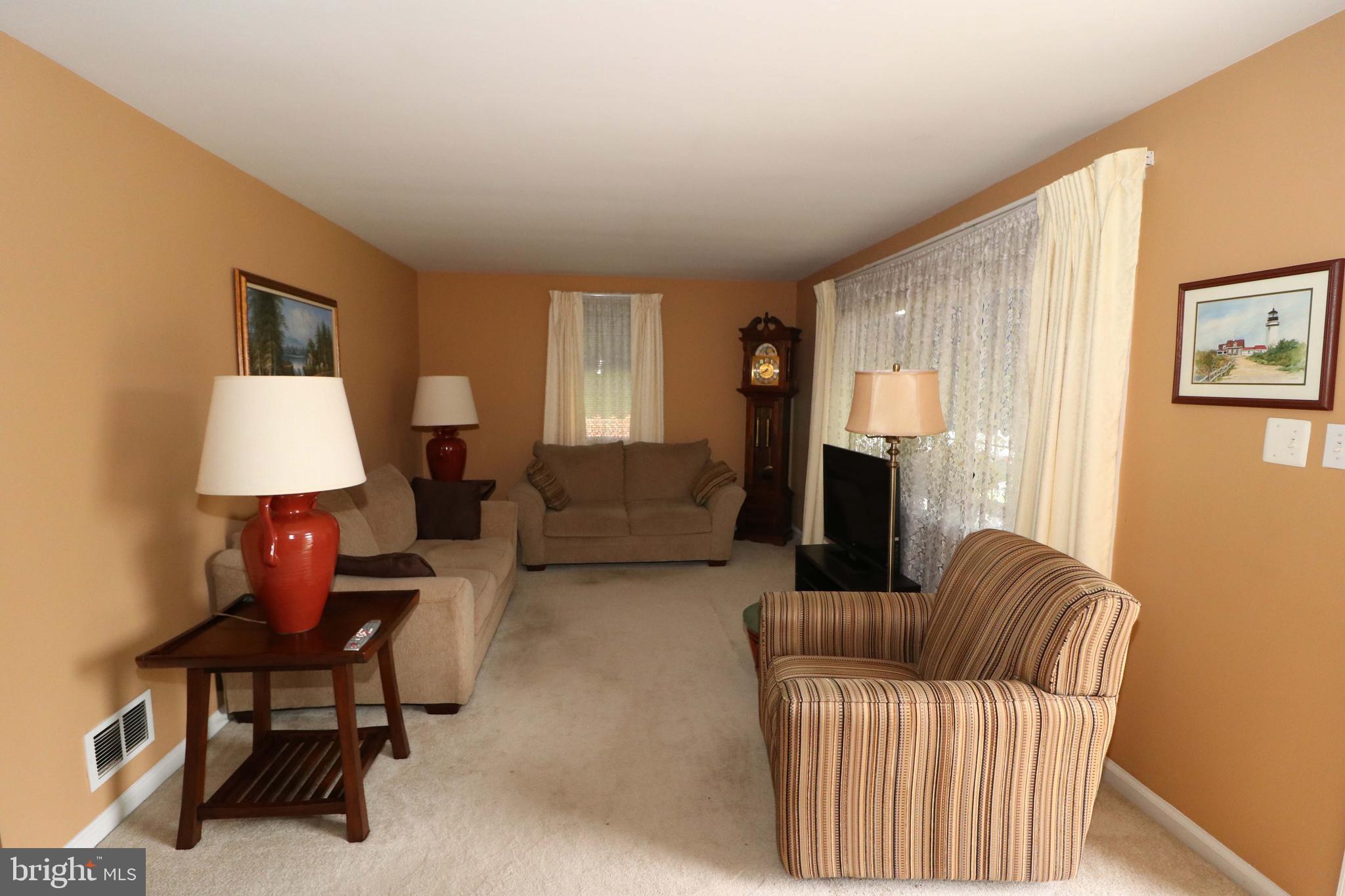 12009 Elmore Road Philadelphia, PA 19154 - Photo 17 of 73 Gallery Image 17
