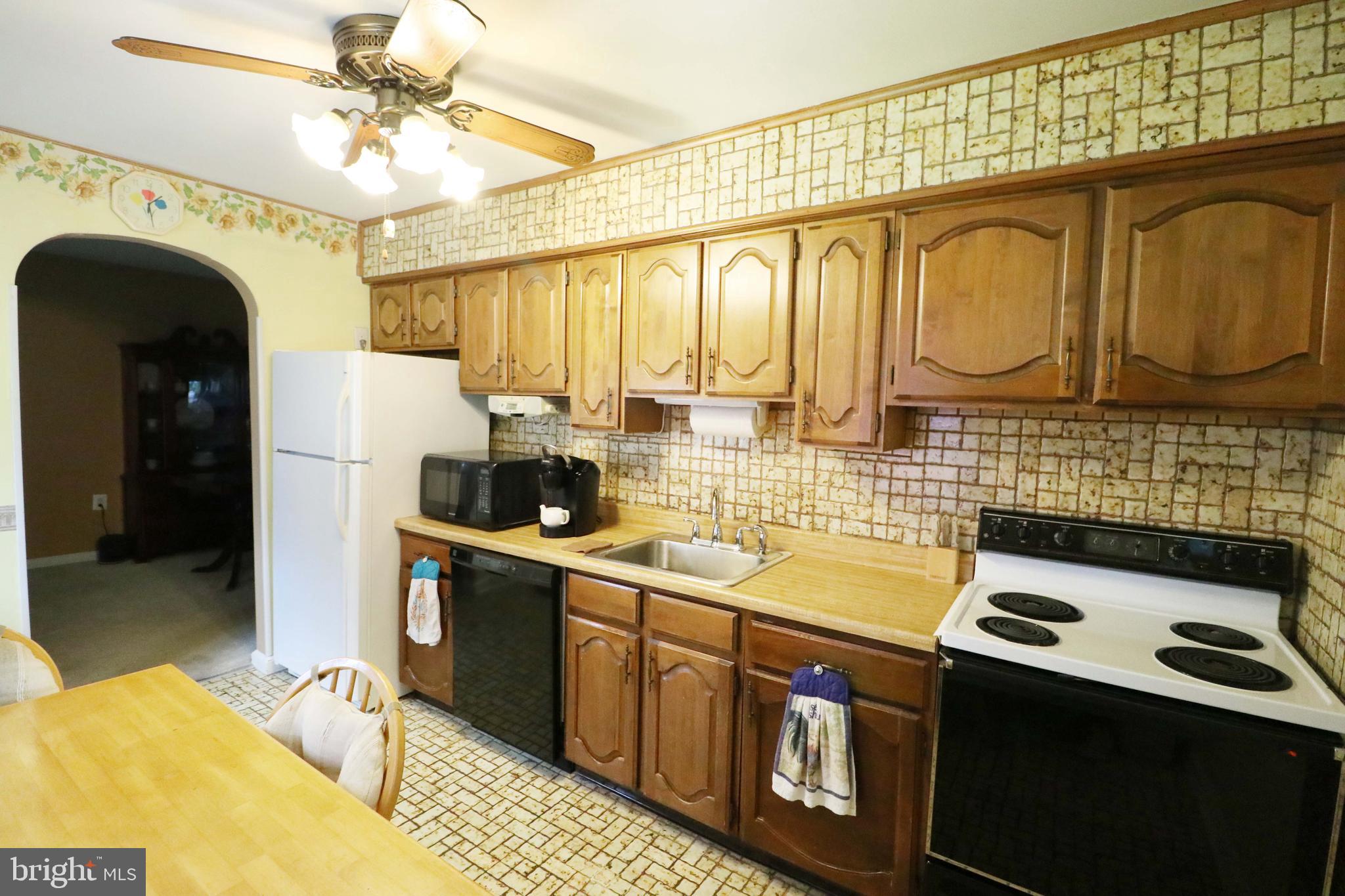 12009 Elmore Road Philadelphia, PA 19154 - Photo 29 of 73 Gallery Image 29
