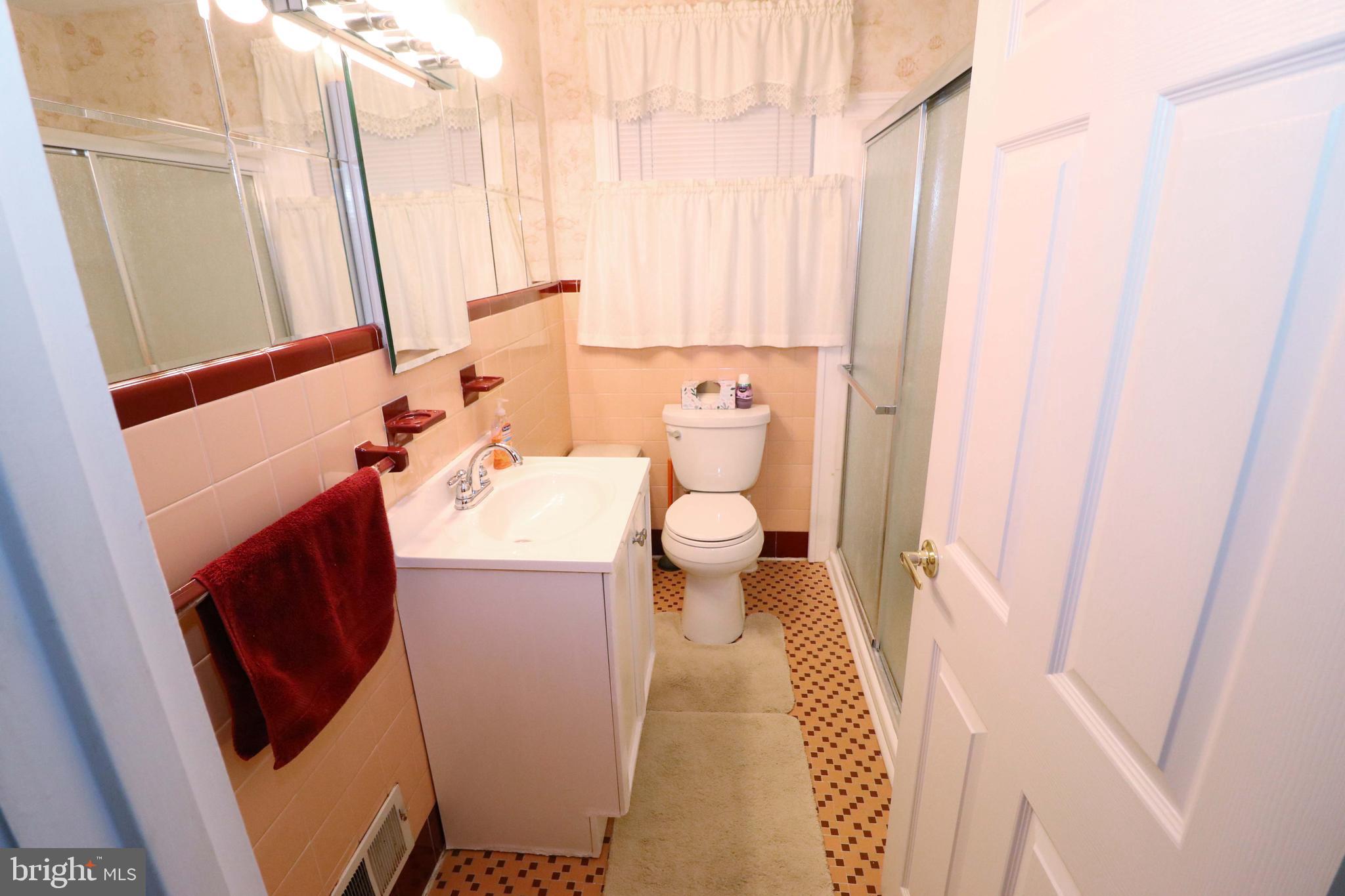 12009 Elmore Road Philadelphia, PA 19154 - Photo 32 of 73 Gallery Image 32