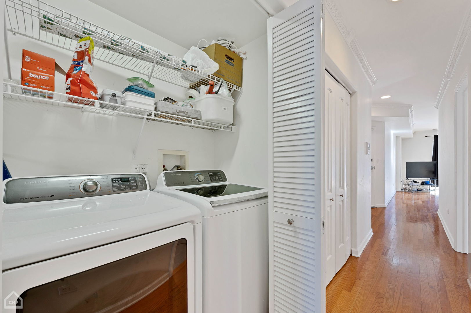4716 West Addison Street, Unit 2W Chicago, IL 60641 - Photo 11 of 17 Gallery Image 11