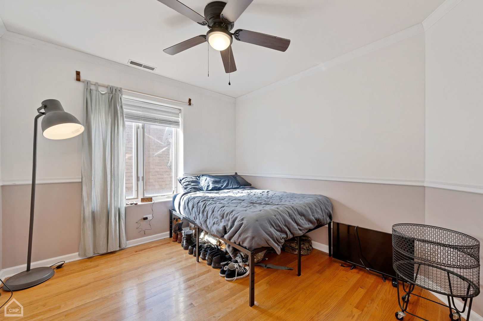 4716 West Addison Street, Unit 2W Chicago, IL 60641 - Photo 7 of 17 Gallery Image 7