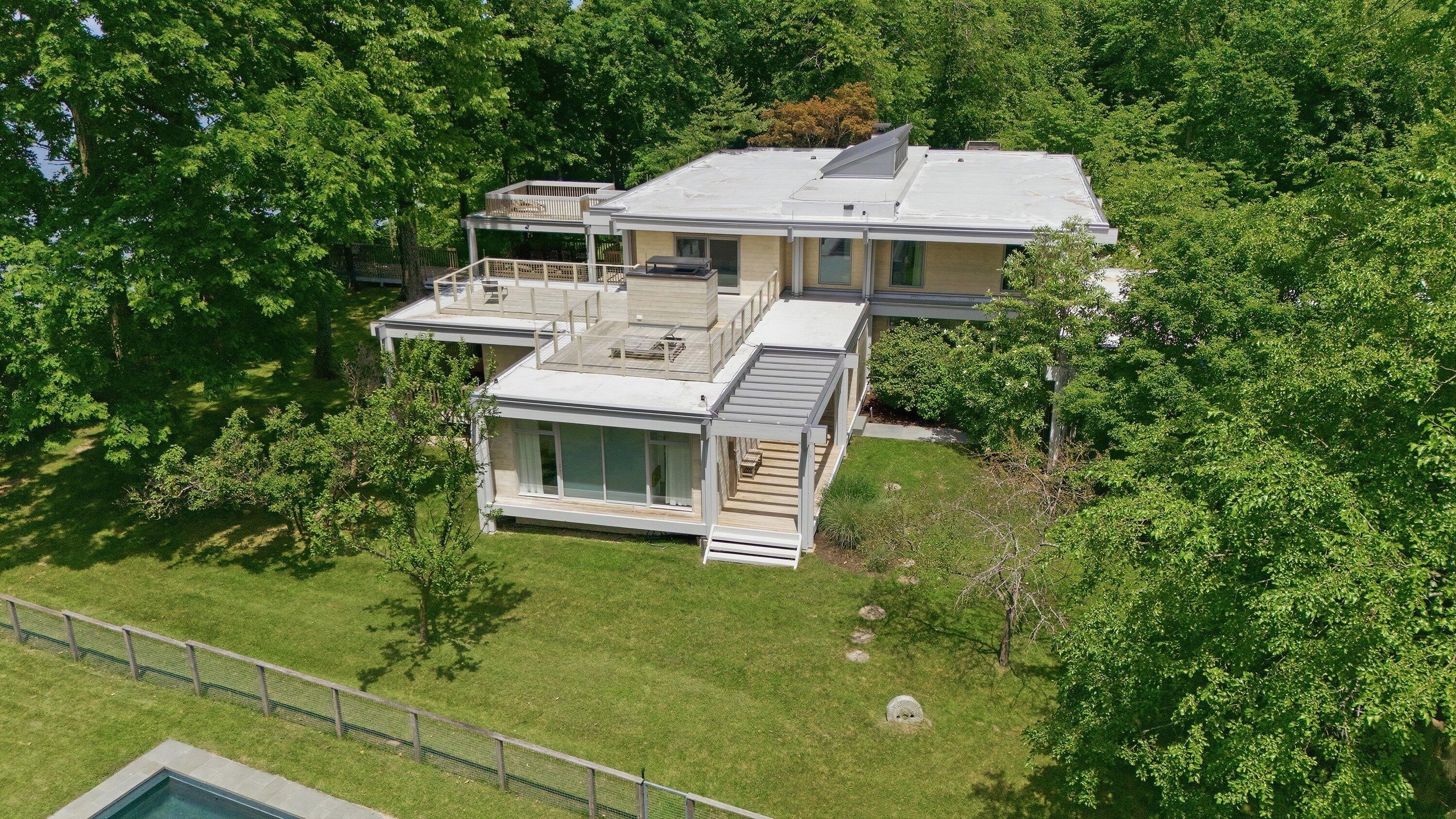 1600 Rocky Gap Road Benton Harbor, MI 49022 - Photo 37 of 42 Rocky Gap Rear Exterior