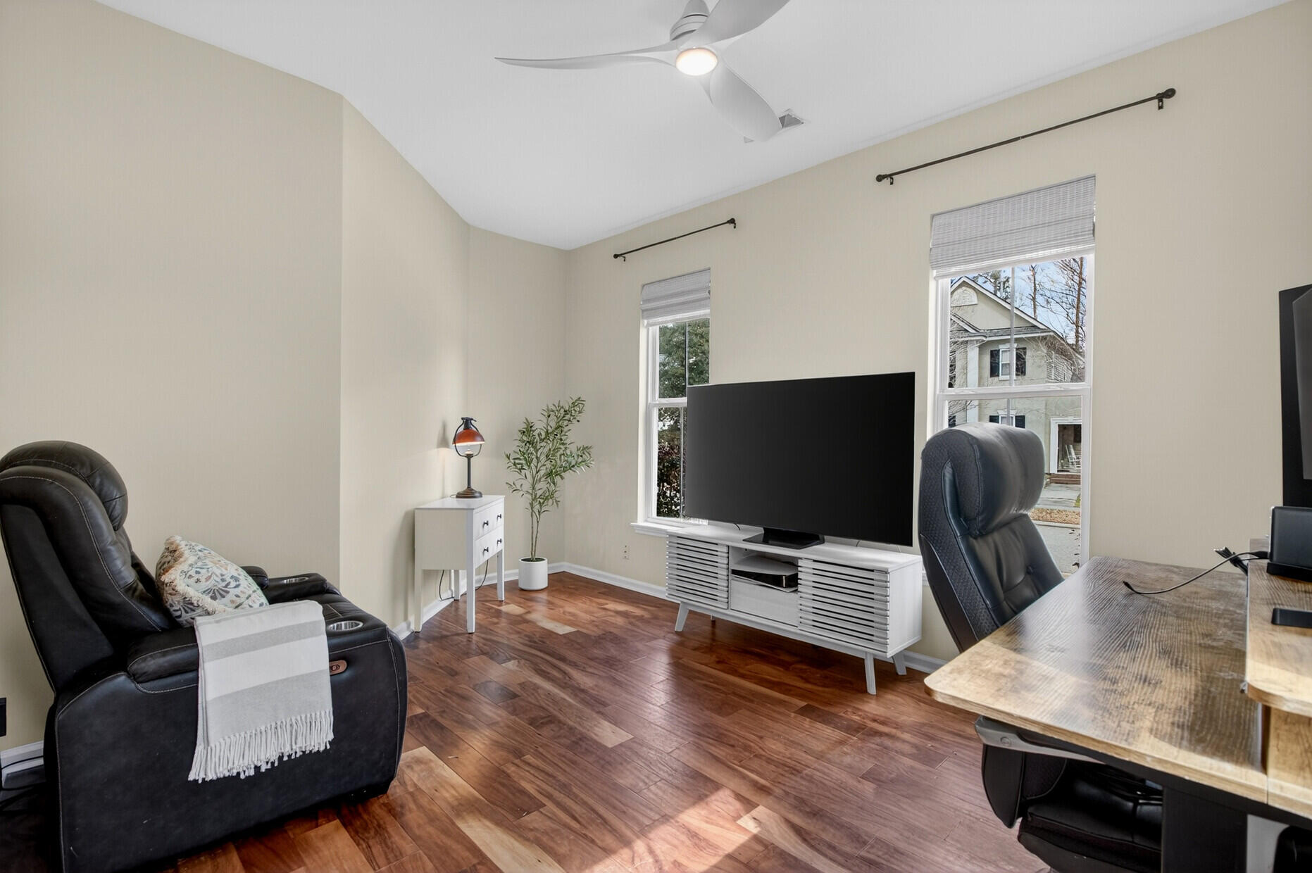 3245 Beaconsfield Road Mount Pleasant, SC 29466 - Photo 14 of 41 First floor bedroom or office