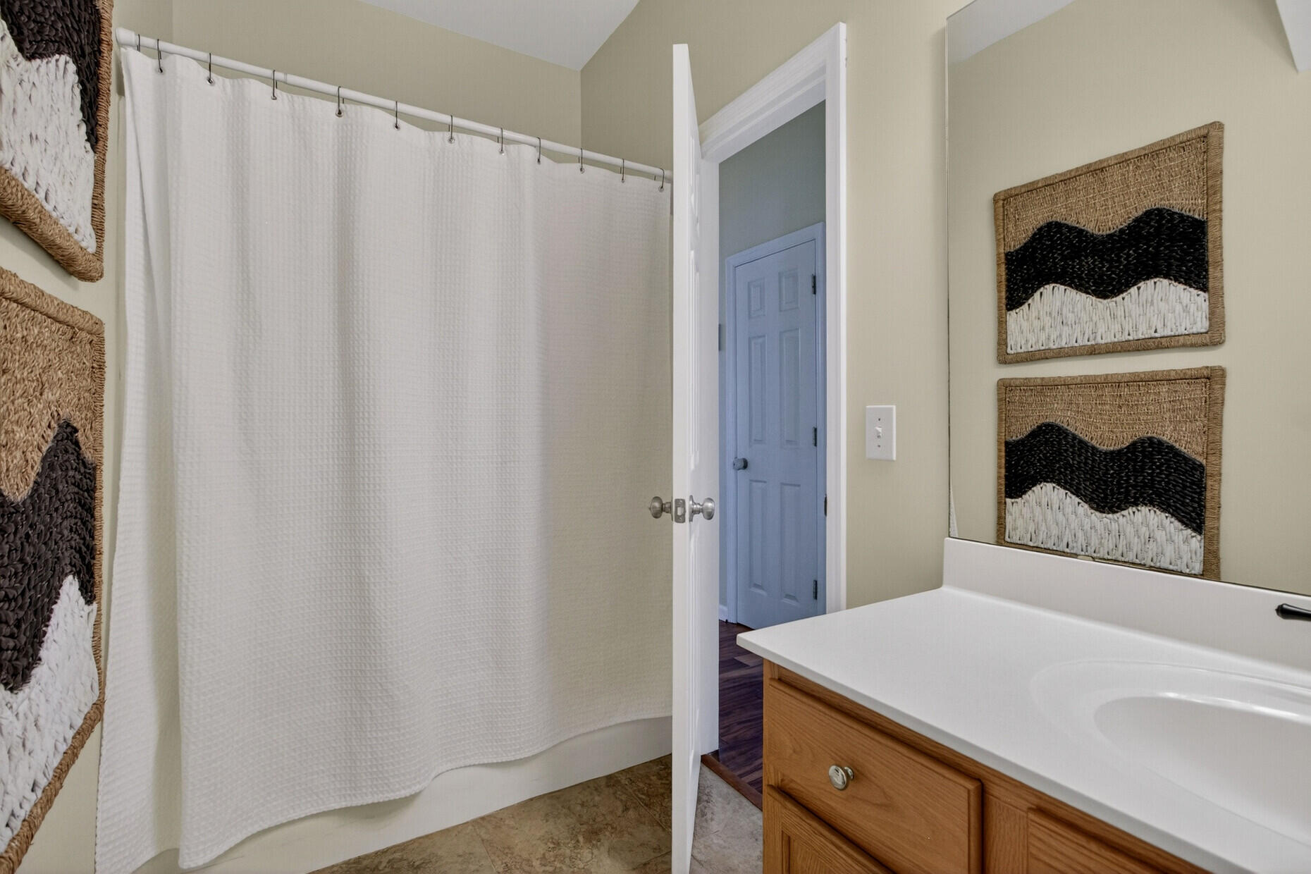 3245 Beaconsfield Road Mount Pleasant, SC 29466 - Photo 16 of 41 Downstairs full bathroom