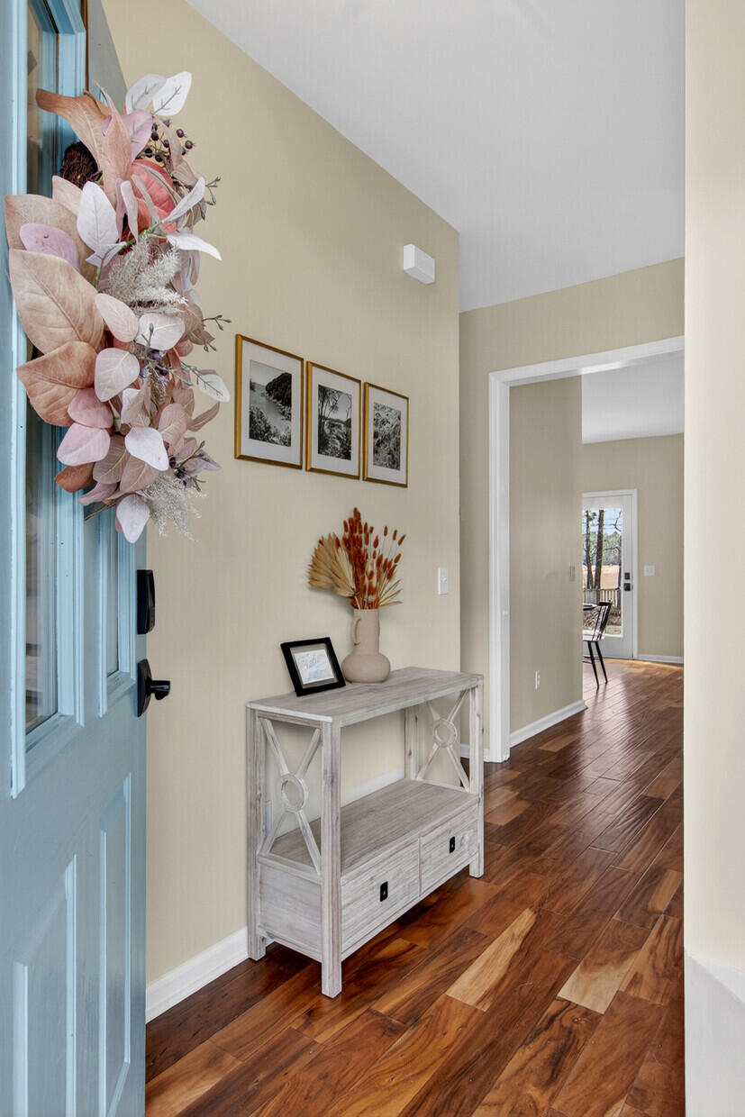 3245 Beaconsfield Road Mount Pleasant, SC 29466 - Photo 3 of 41 Welcome home!