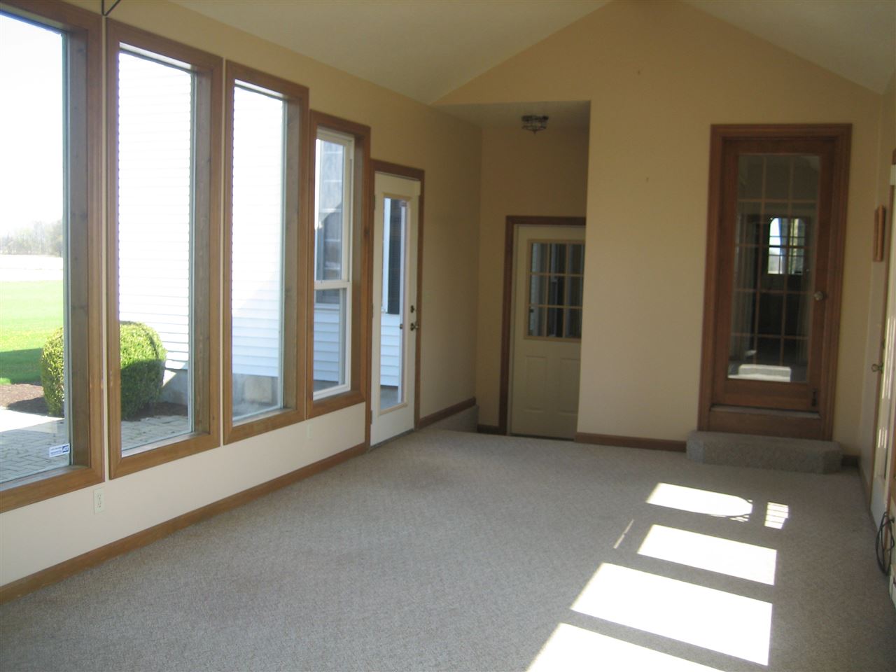 11628 Rohrbach Road Fort Wayne, IN 46816 - Photo 6 of 25
