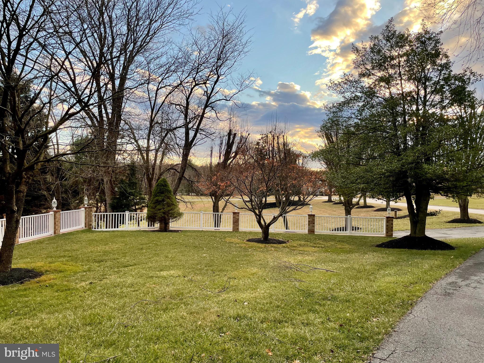 13474 Open Highland, MD 20777 - Photo 9 of 81 Front and side yard