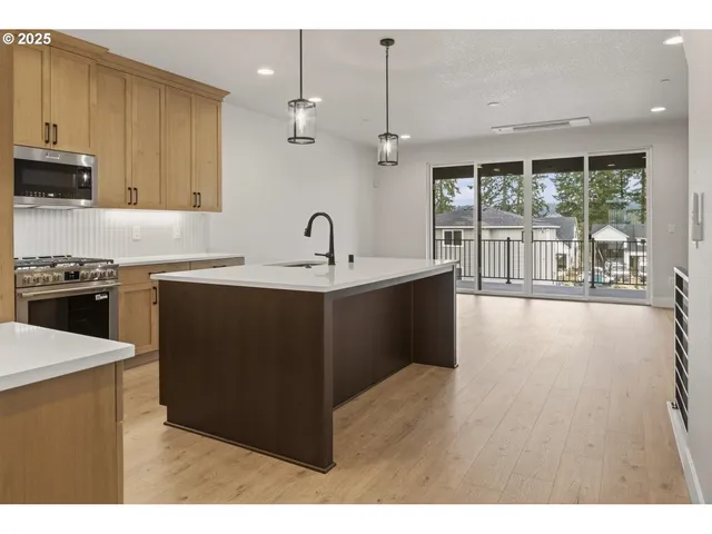 $639,000 | 4703 Northwest Camas Meadows Drive, Camas, WA 98607