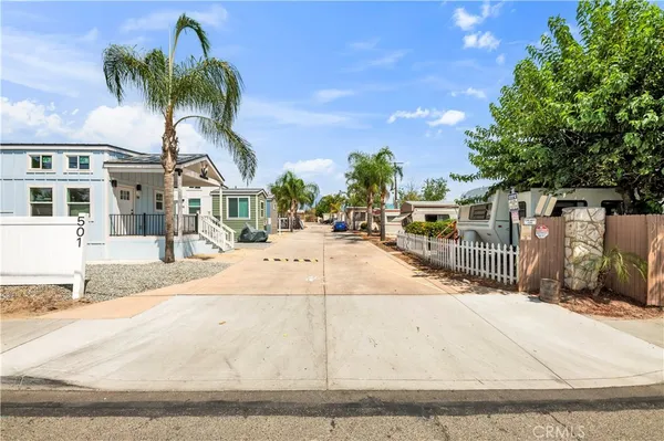 $119,000 | 501 South Mistletoe, Unit 19, San Jacinto, CA 92582