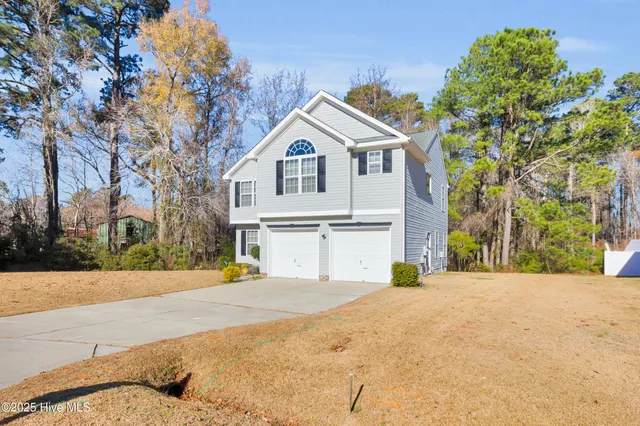 $2,100 | 109 Trinity Drive, New Bern, NC 28560