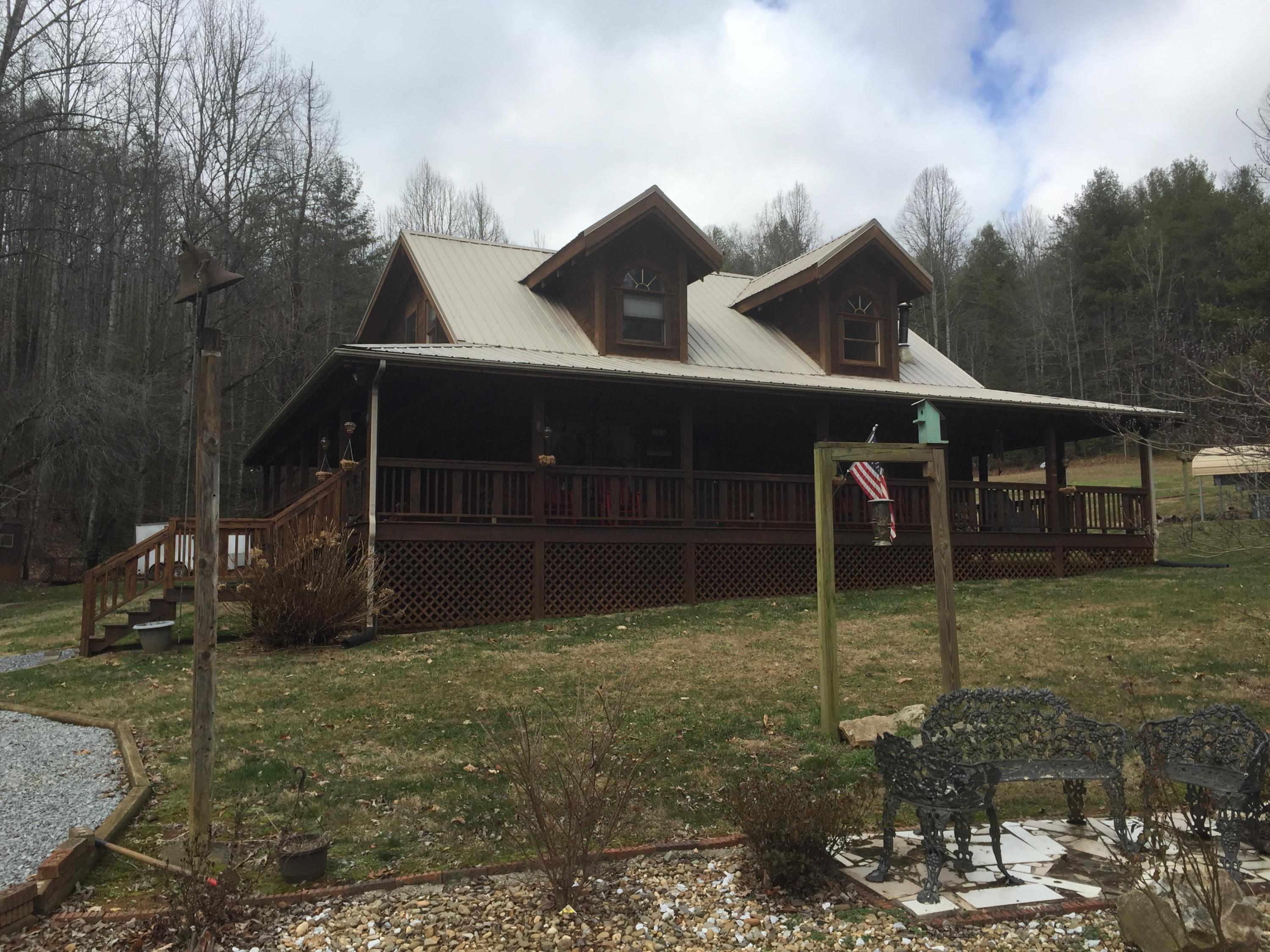 134 Roy Garland Road Elizabethton, TN 37643 - Photo 6 of 45 dane 2