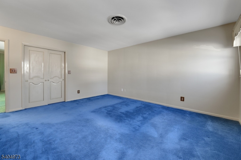 117 Yantacaw Brook Road Montclair, NJ 07043 - Photo 14 of 24