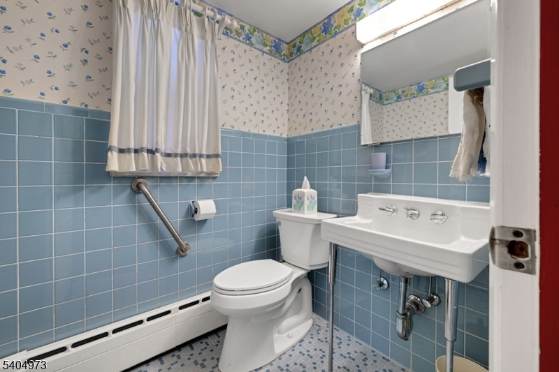 117 Yantacaw Brook Road Montclair, NJ 07043 - Photo 20 of 24