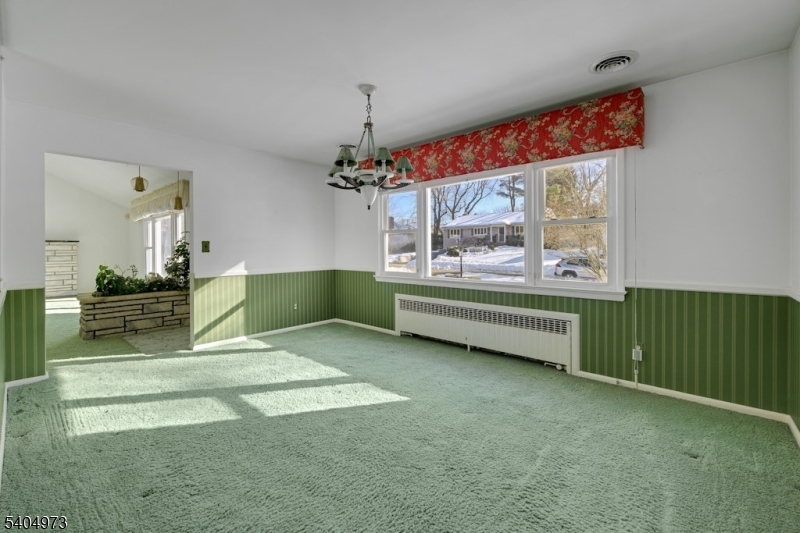 117 Yantacaw Brook Road Montclair, NJ 07043 - Photo 6 of 24