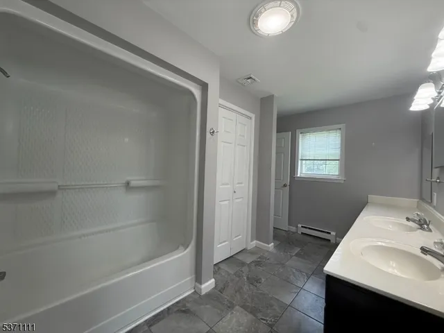 $4,500 | 1081 Littleton Road, Parsippany, NJ 07054