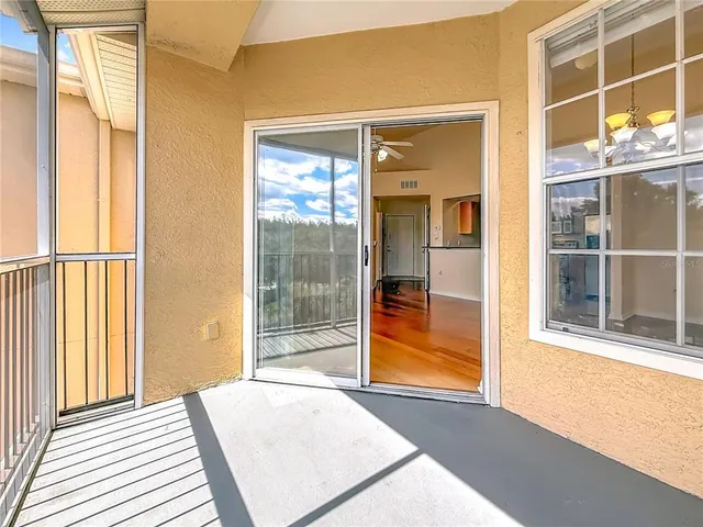 $183,000 | 5125 Palm Springs Boulevard, Unit 12302, Tampa, FL 33647