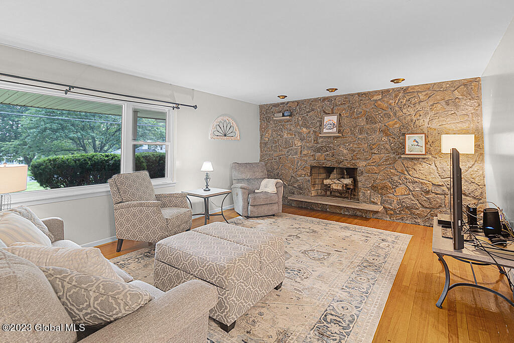 383 Albany Shaker Road Colonie, NY 12211 - Photo 4 of 25 LA9A9706