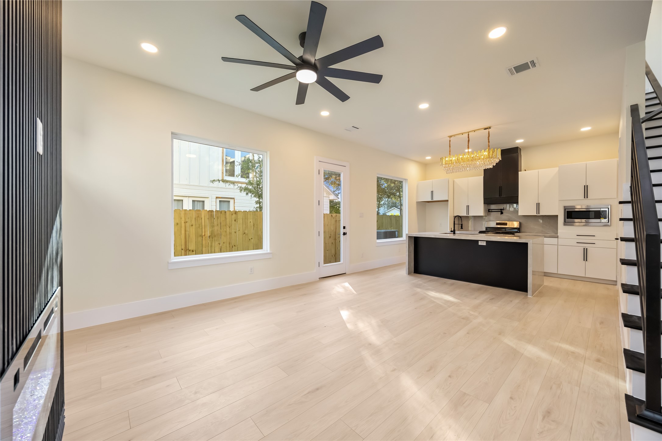 7125 England Street Houston, TX 77021 - Photo 4 of 28 a view of kitchen with refrigerator and window