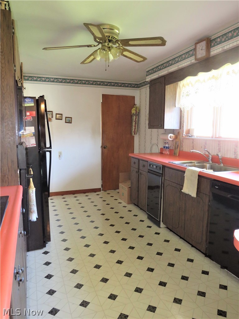5304 Wylie Ridge Road New Cumberland, WV 26047 - Photo 6 of 30 Gallery Image 6