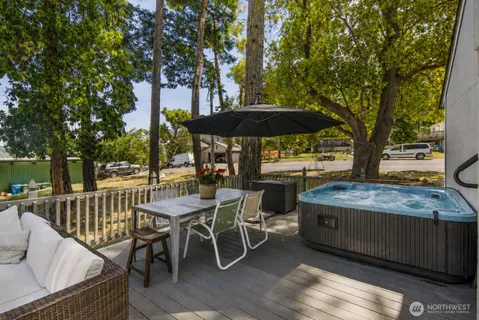 $565,500 | 1000 Park Street, Friday Harbor, WA 98250