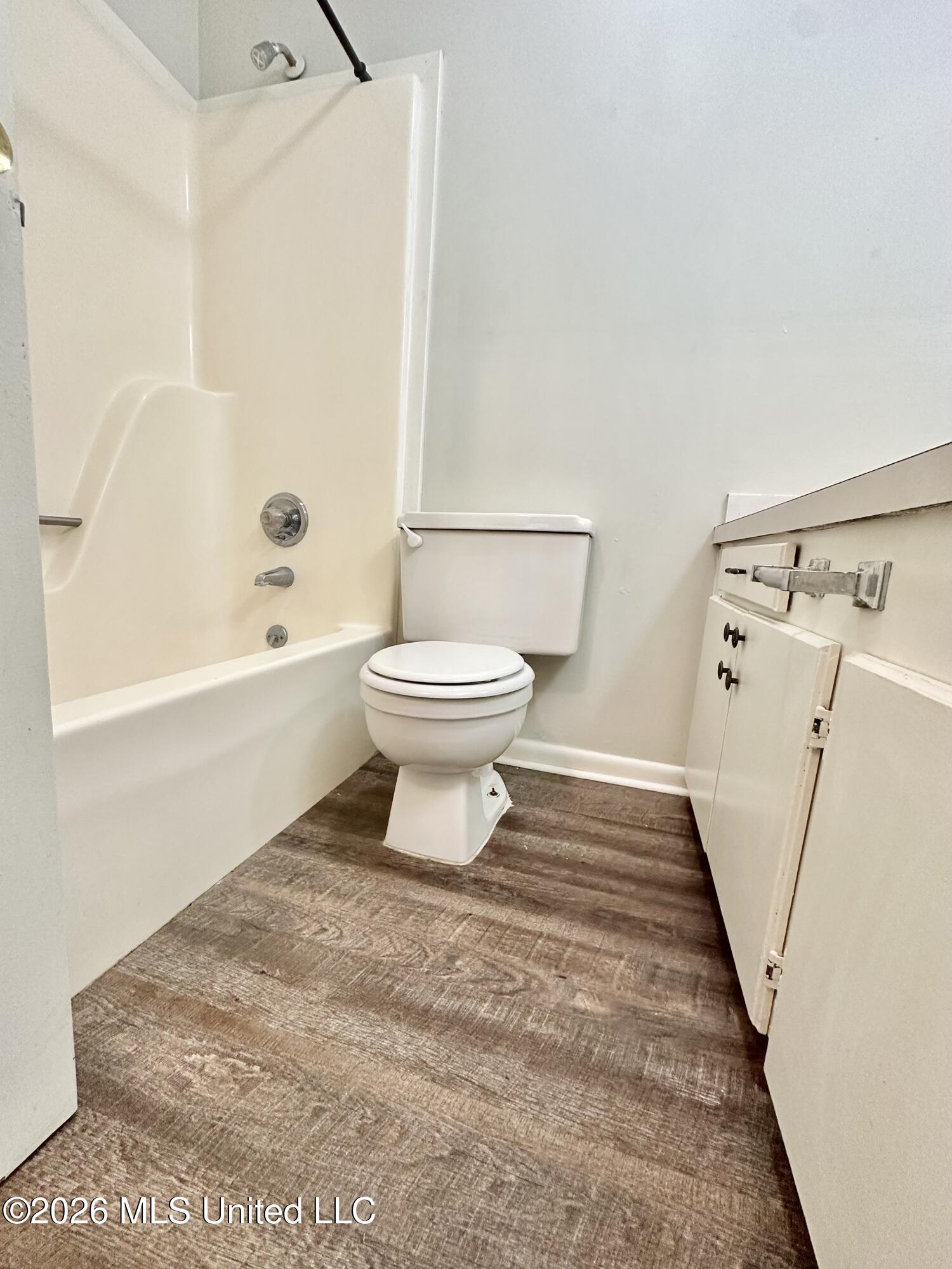 4343 Eagle Lake Shore Road Vicksburg, MS 39183 - Photo 13 of 27 IMG_2692