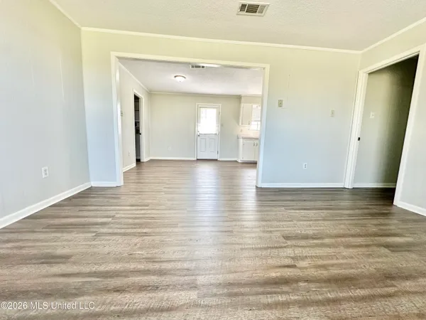 $219,900 | 4343 Eagle Lake Shore Road, Vicksburg, MS 39183