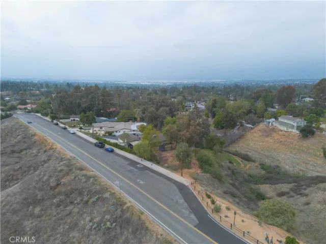 a view of a city street view