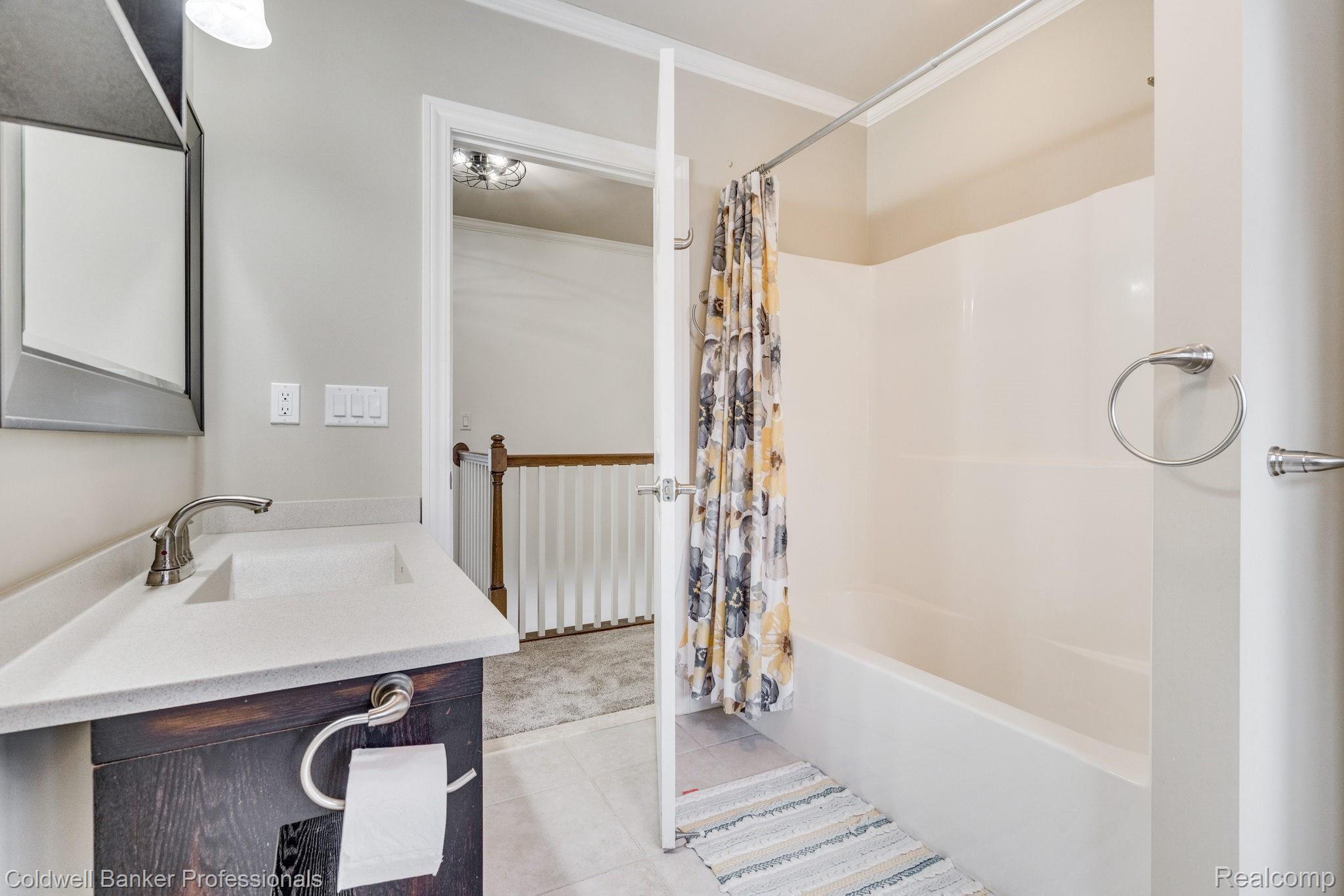 565 Clyde Road Highland, MI 48357 - Photo 35 of 52 37-web-or-mls-565-Clyde-Rd-37.jpg