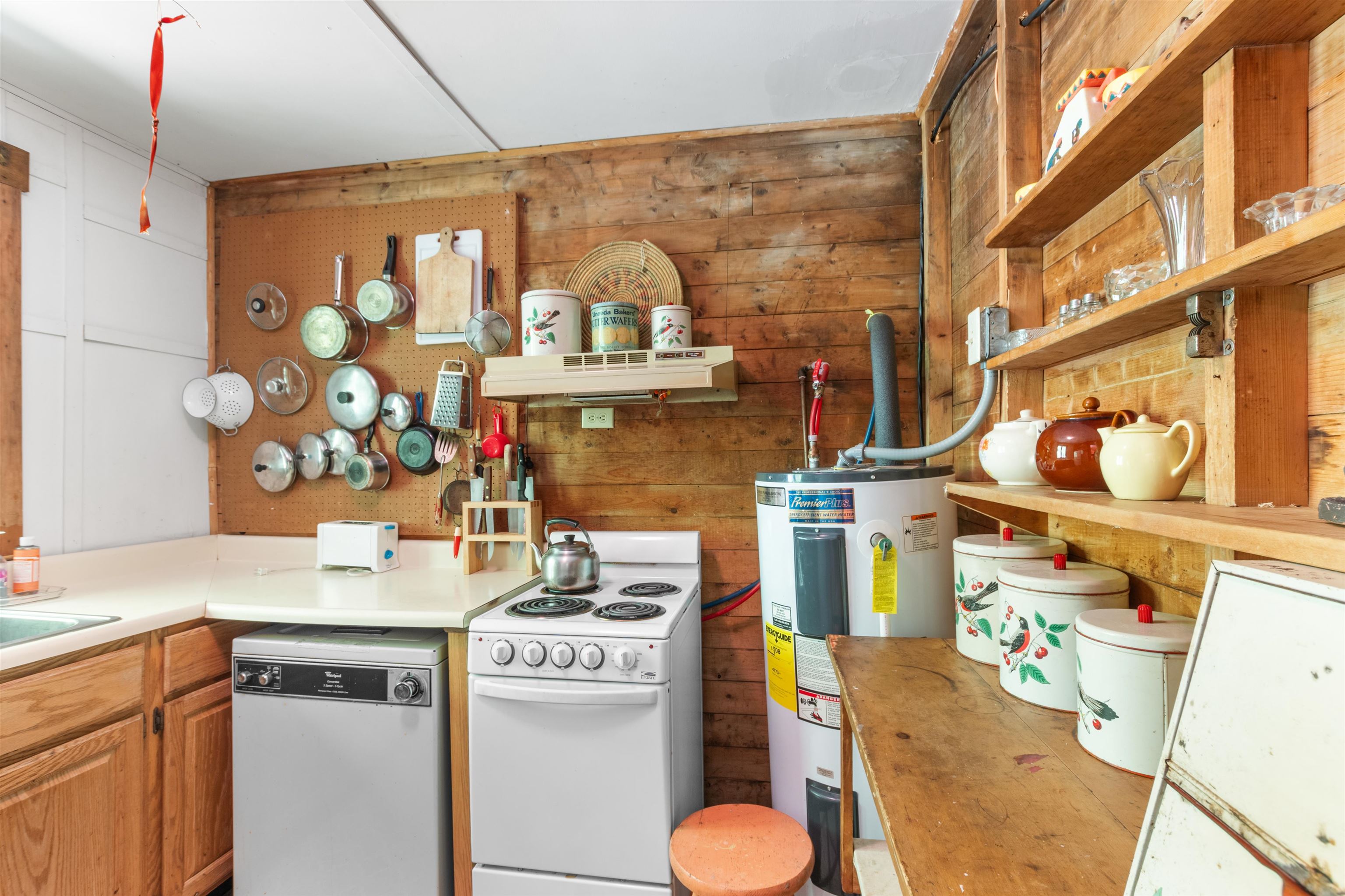1048 Cottage Road Averill, VT 05903 - Photo 17 of 60