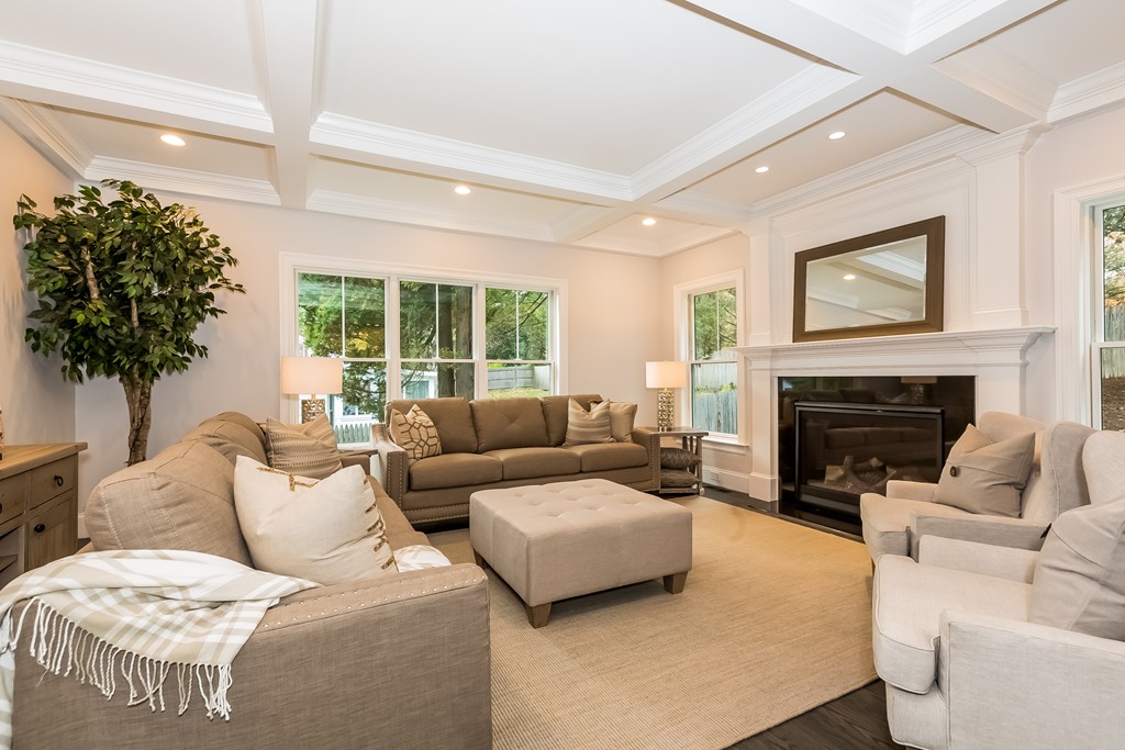 27 Warren Road Newton, MA 02468 - Photo 14 of 28