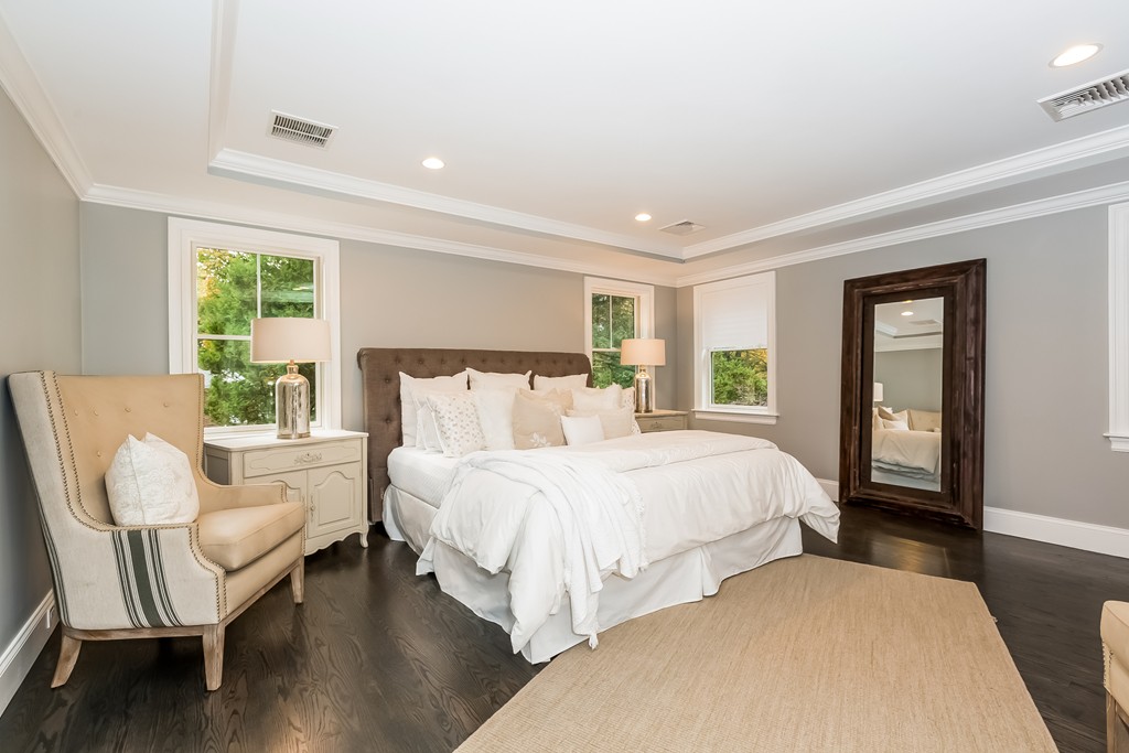 27 Warren Road Newton, MA 02468 - Photo 18 of 28