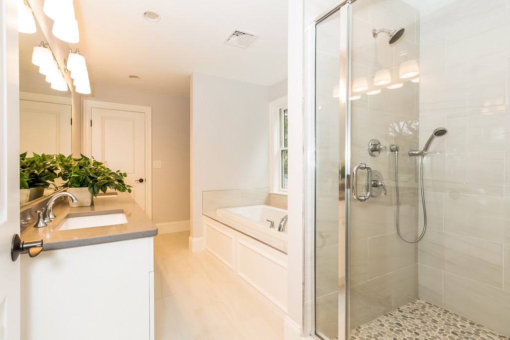 27 Warren Road Newton, MA 02468 - Photo 25 of 28