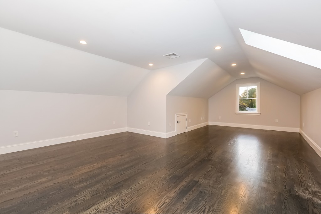 27 Warren Road Newton, MA 02468 - Photo 26 of 28