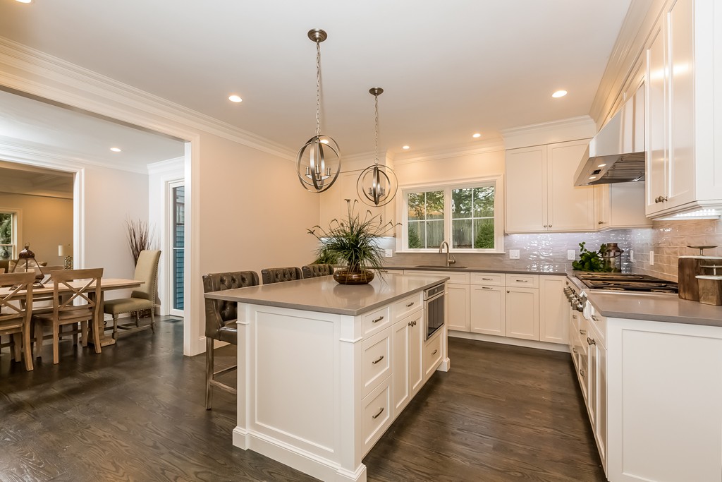 27 Warren Road Newton, MA 02468 - Photo 10 of 28