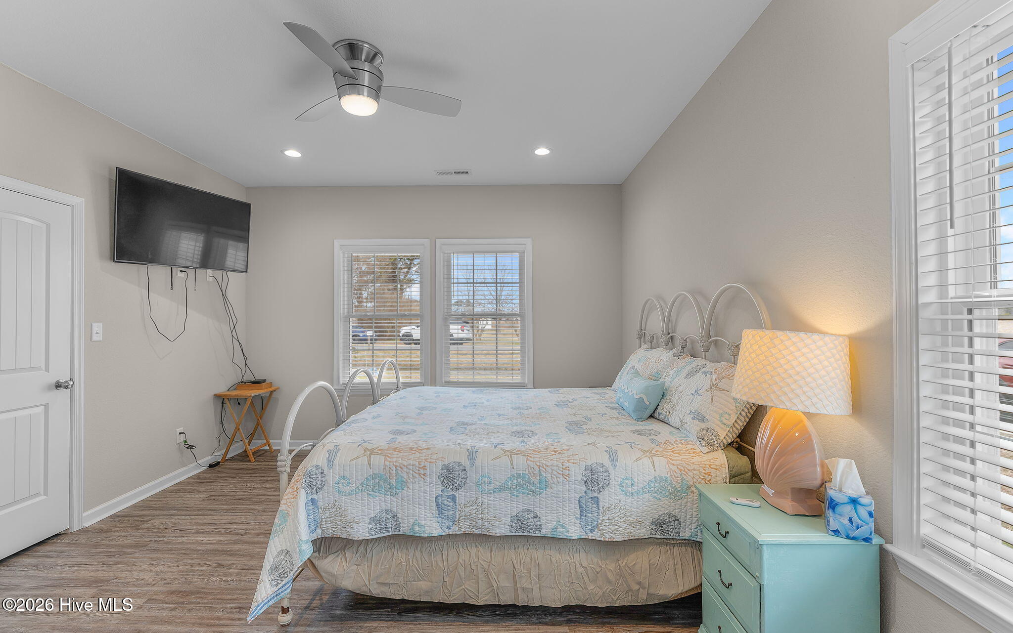 102 Creekmore Road Currituck, NC 27929 - Photo 18 of 28 Primary Suite