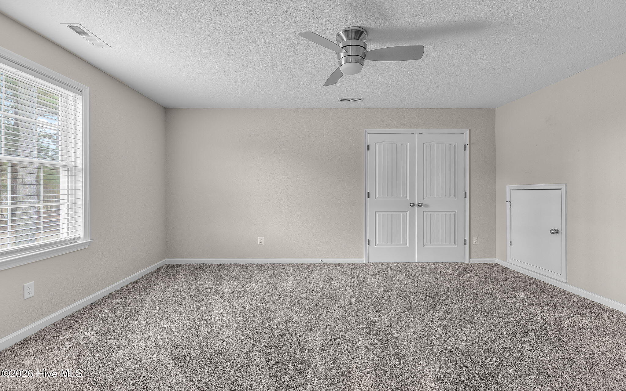 102 Creekmore Road Currituck, NC 27929 - Photo 25 of 28 Bedroom 3