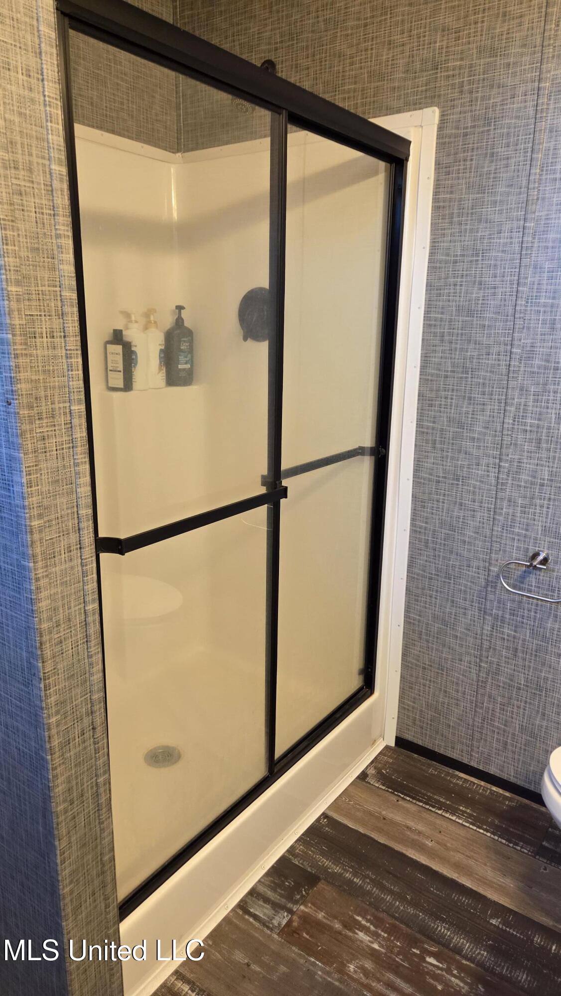 2145 Tommy Ford Road Utica, MS 39175 - Photo 7 of 11 2145 Tommy Ford Shower