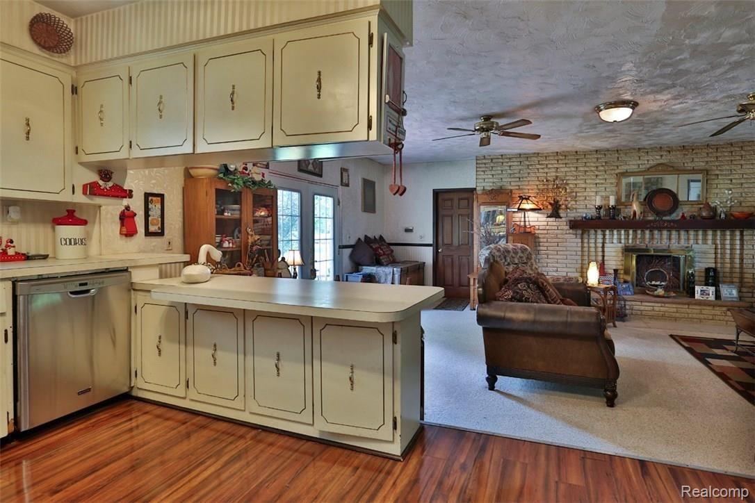 4836 Colf Road Carleton, MI 48117 - Photo 14 of 25 2B8A0096 (1).jpg
