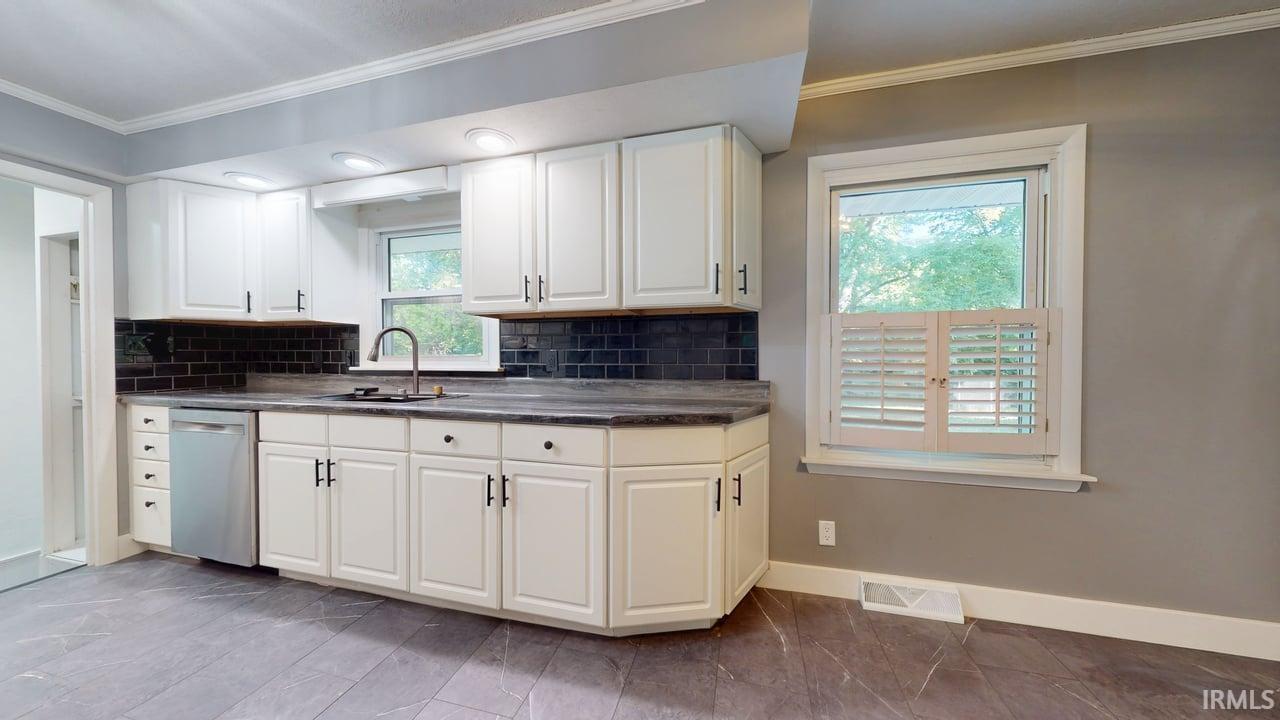 3775 North Camp Arthur Road Vincennes, IN 47591 - Photo 7 of 31