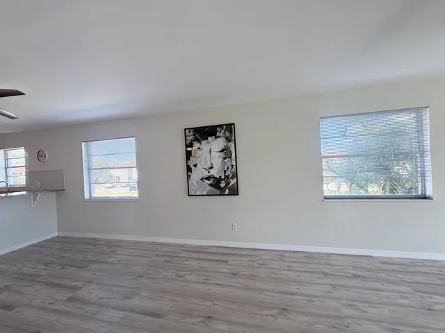 $1,650 | 2600 Southeast Ocean Boulevard, Unit Y15, Stuart, FL 34996