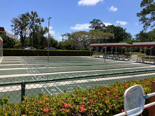 $1,700 | 2600 Southeast Ocean Boulevard, Unit Y15, Stuart, FL 34996