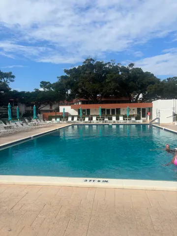 $1,700 | 2600 Southeast Ocean Boulevard, Unit Y15, Stuart, FL 34996