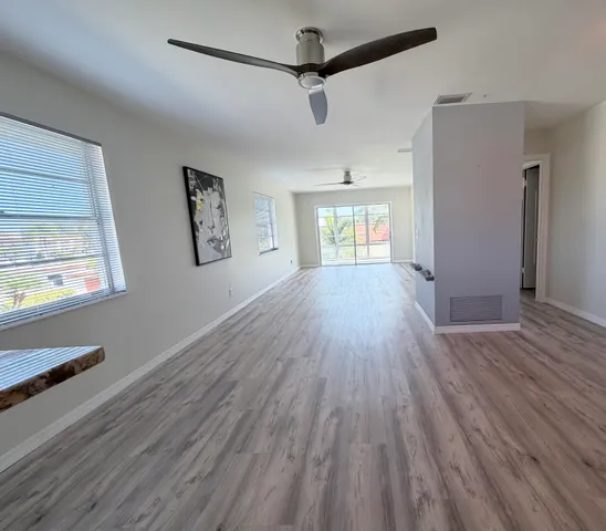 $1,650 | 2600 Southeast Ocean Boulevard, Unit Y15, Stuart, FL 34996