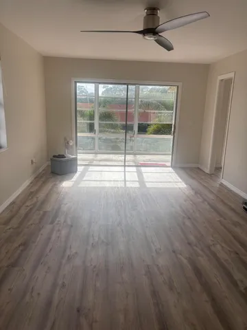 $1,700 | 2600 Southeast Ocean Boulevard, Unit Y15, Stuart, FL 34996