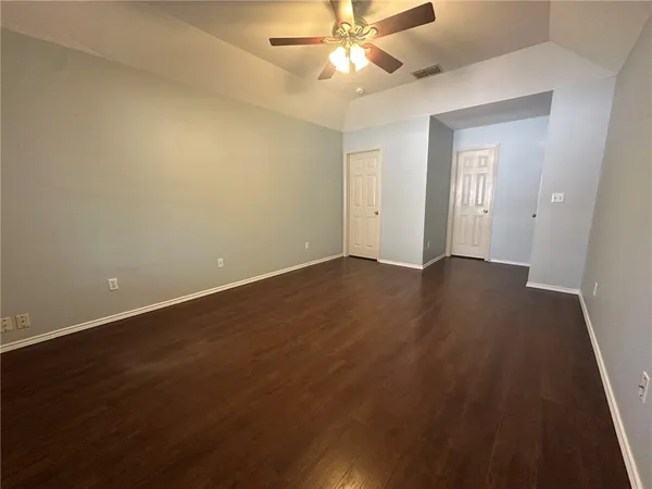 $2,200 | 1002 La Mirada Street, Portland, TX 78374