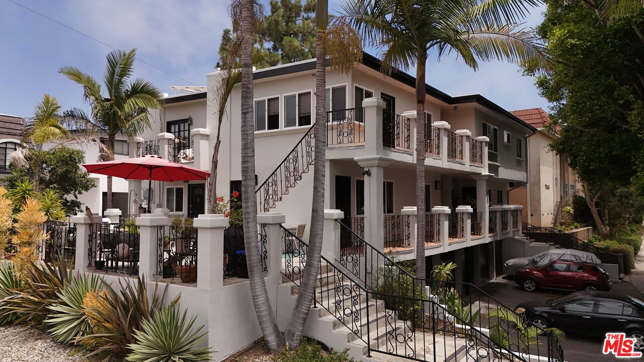 7851 West Talbert Street Playa del Rey, CA 90293 - Photo 2 of 12 Gallery Image 2