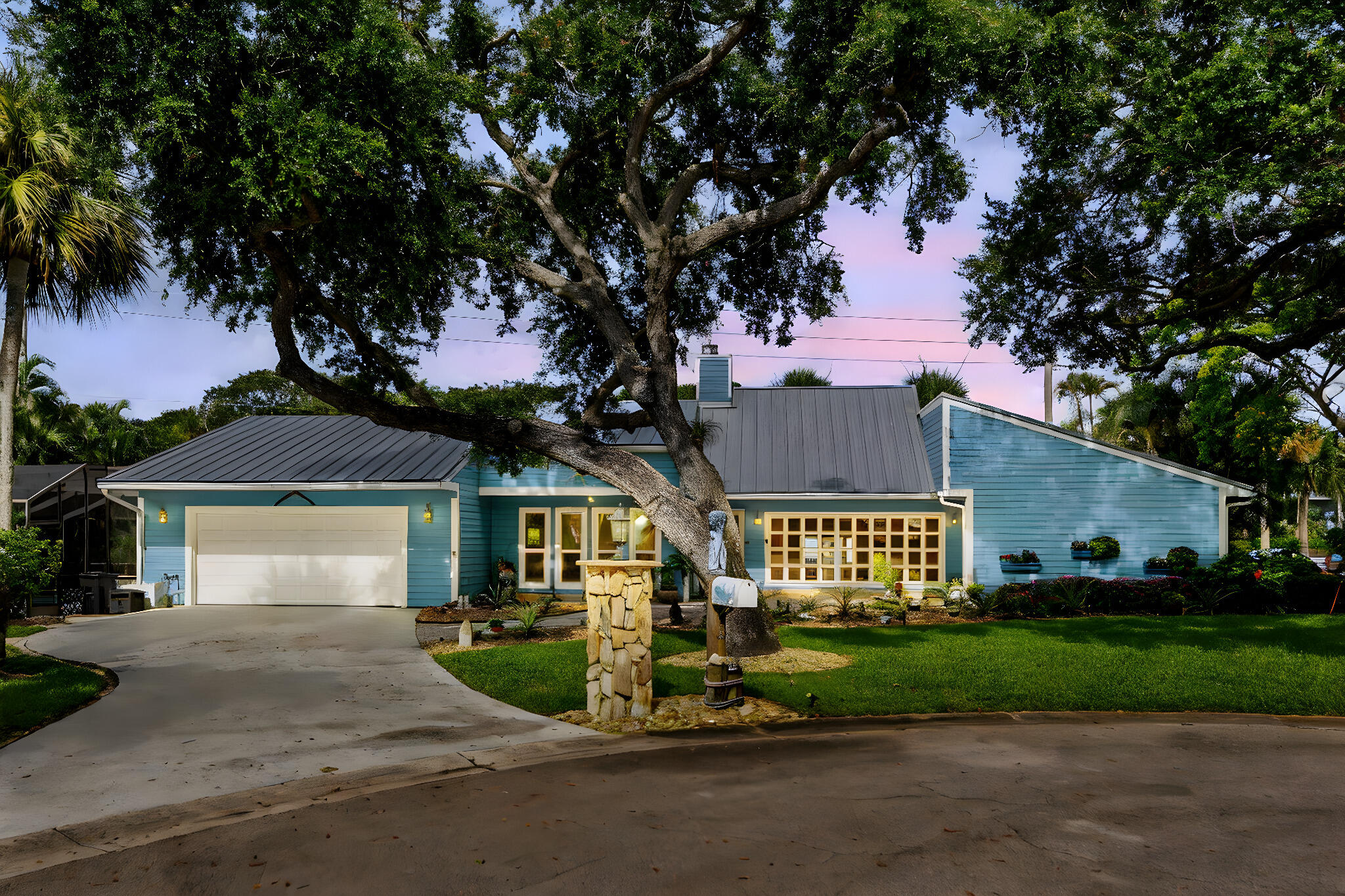 2 Palm Court Stuart, FL 34996 - Photo 23 of 60 34-print-_DSC1736 day to dusk