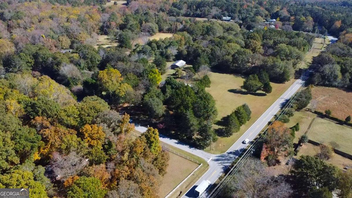 0 Barnett Shoals, Unit LOT 3 Athens, GA 30605 - Photo 3 of 17 an aerial view of a house with a yard